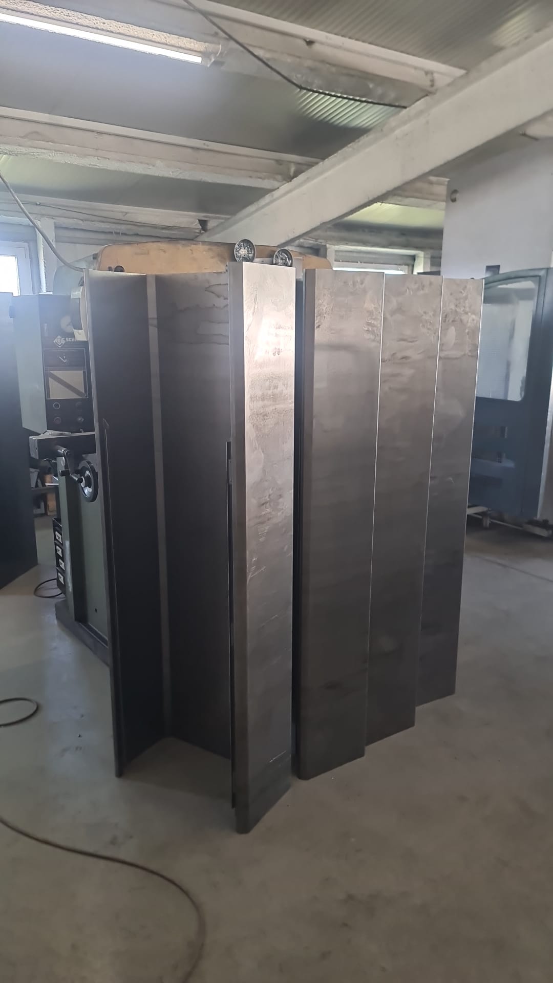 Carcasă Metalică